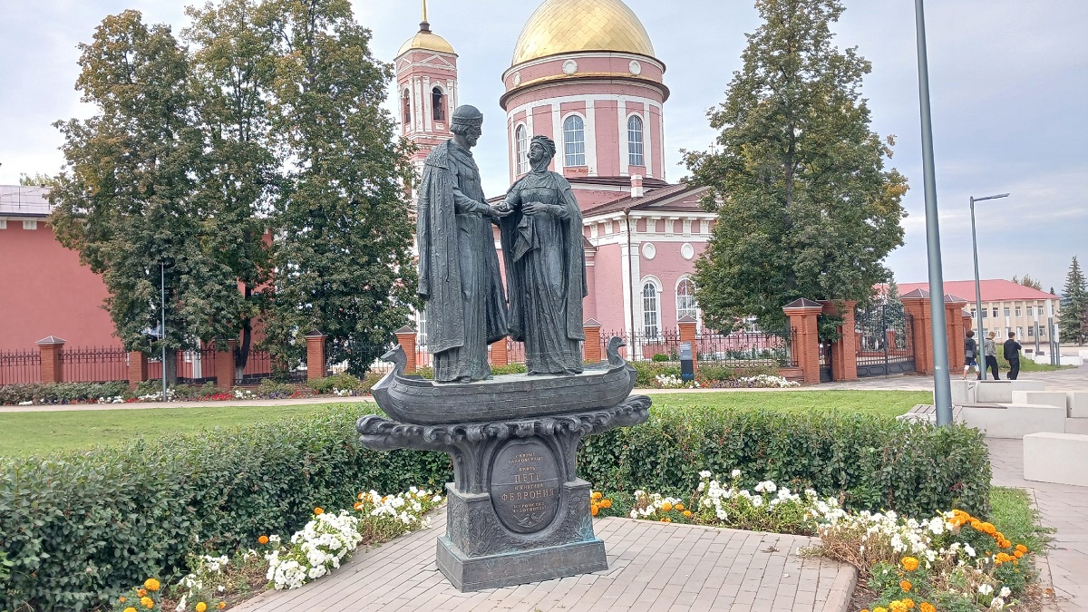 "Повесть о Петре и Февронии Муромских" 